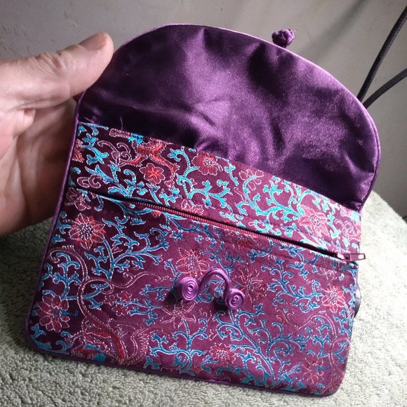 Violet floral designer clutch type handbag - Picture 6 of 6